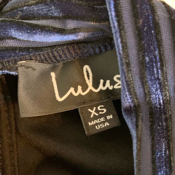 Lulus Ticket to Chic navy blue striped velvety dress size Extra Small XS NWT - Picture 12 of 15
